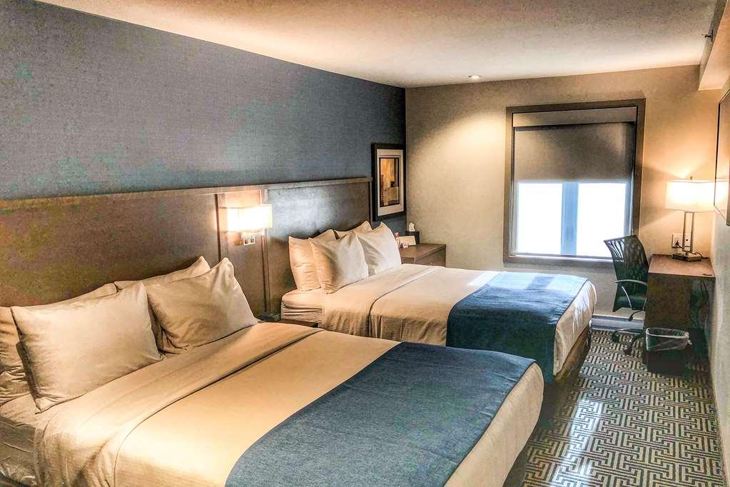 Quality Inn Centre-Ville Montreal Room photo